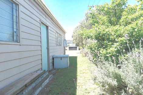 Photo of property in 2 Tamure Crescent, Mahia, 4198