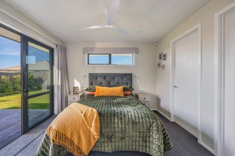 Photo of property in 56 Eriksen Road, Te Awa, Napier, 4110