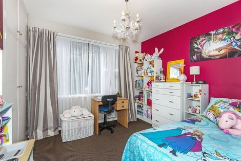 Photo of property in 38 Kimberley Street, Casebrook, Christchurch, 8051