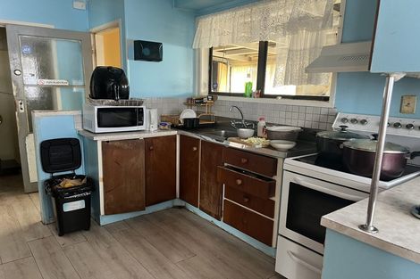 Photo of property in 15 John Walker Drive, Manurewa, Auckland, 2102