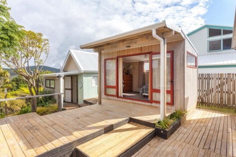 Photo of property in 426 Onemana Drive, Onemana, Whangamata, 3691