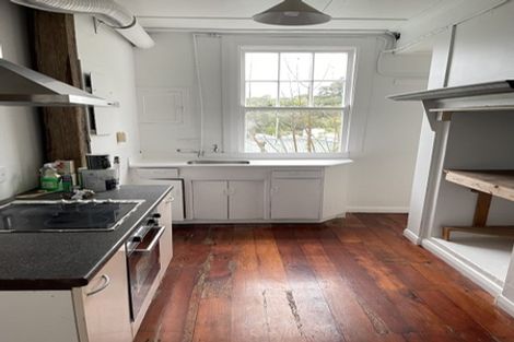 Photo of property in 9 Mortimer Terrace, Aro Valley, Wellington, 6021