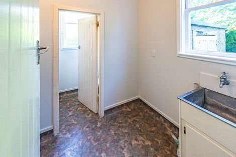 Photo of property in 7 Kent Road, Saint Johns Hill, Whanganui, 4501