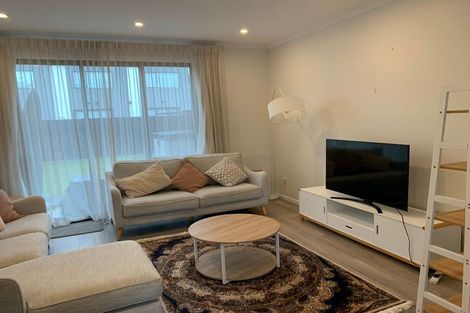 Photo of property in 14b Mawai Hakona Drive, Wallaceville, Upper Hutt, 5018