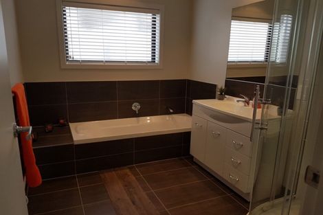 Photo of property in 8 Kilbryde Crescent, Pokeno, 2402