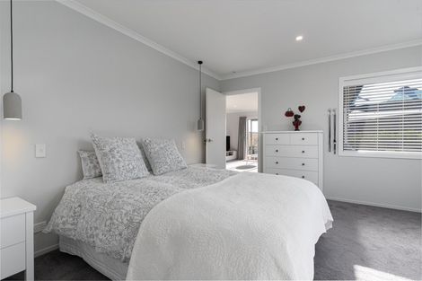 Photo of property in 39 Burgundy Drive, Martinborough, 5711