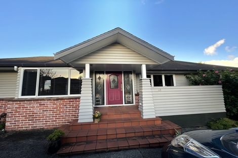 Photo of property in 41 Lynwood Road, New Lynn, Auckland, 0600