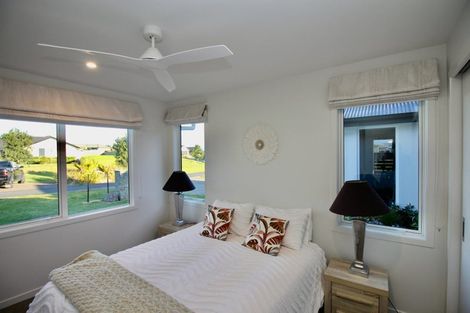 Photo of property in 7 Capstan Crescent, Whitianga, 3510