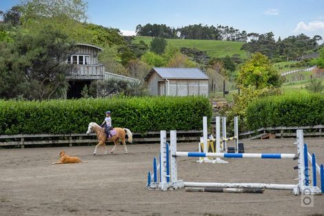 Photo of property in 25 School Road, Waimauku, 0881