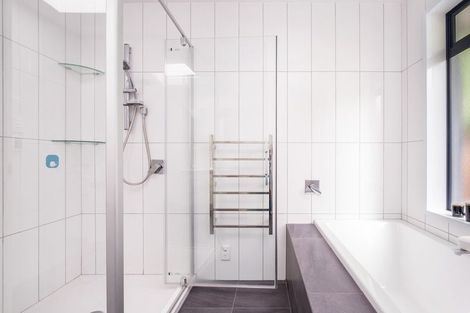 Photo of property in 2 Whaka Terrace, Huntsbury, Christchurch, 8022