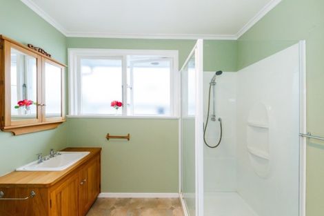 Photo of property in 52 Skerman Street, Marton, 4710