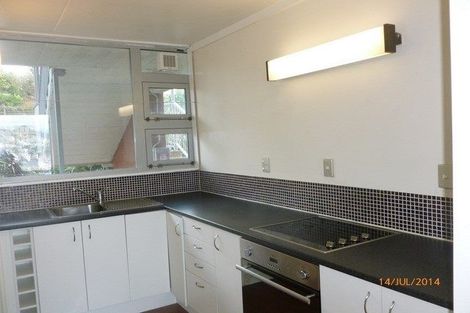 Photo of property in Mccallister Heights, 7/381 Adelaide Road, Newtown, Wellington, 6021