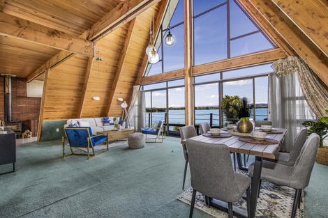 Photo of property in 54 Carnoustie Drive, Wattle Downs, Auckland, 2103