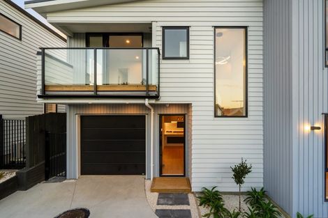 Photo of property in 24a Killarney Avenue, Torbay, Auckland, 0630