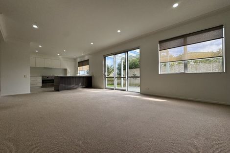 Photo of property in 9 Bellagio Way, Flat Bush, Auckland, 2019