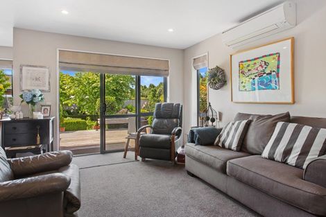 Photo of property in 75 Willowside Place, Amberley, 7410