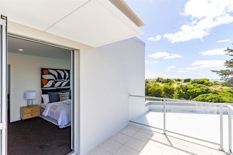 Photo of property in 11/272 Marine Parade, New Brighton, Christchurch, 8061