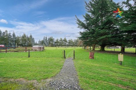 Photo of property in 220 Mill Road South, Seaward Bush, Invercargill, 9871