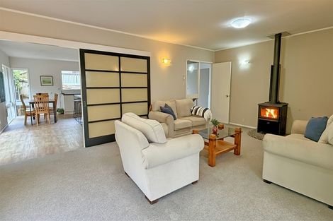 Photo of property in 19 Mappin Place, Chatswood, Auckland, 0626