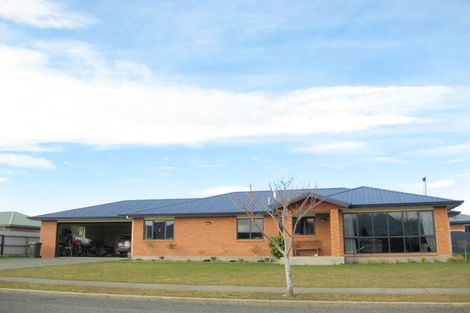 Photo of property in 12 Jackson Street, Te Anau, 9600