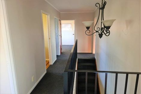 Photo of property in 1 Malters Place, Browns Bay, Auckland, 0630