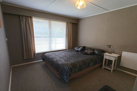 Photo of property in 69 Eastons Road, Westport, 7825