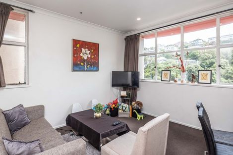 Photo of property in Terrace Garden Apartments, 5a/120 The Terrace, Wellington Central, Wellington, 6011
