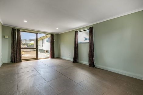 Photo of property in 291 Pakuranga Road, Pakuranga Heights, Auckland, 2010