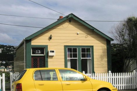 Photo of property in 13 Herald Terrace, Berhampore, Wellington, 6023
