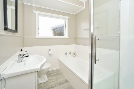 Photo of property in 20 Hooker Avenue, Chedworth, Hamilton, 3210