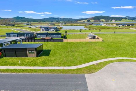 Photo of property in 7 Riria Way, Matarangi, 3592