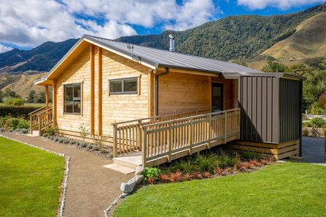 Photo of property in 61 Matiri West Bank Road, Matiri, Murchison, 7077