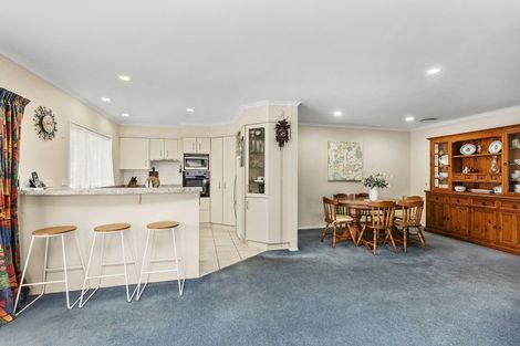 Photo of property in 139 Woodman Drive, Tawa, Wellington, 5028