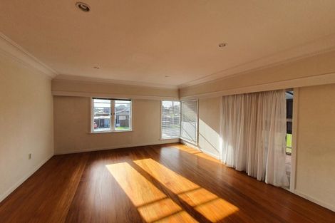 Photo of property in 119 Shakespeare Road, Milford, Auckland, 0620