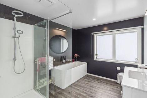 Photo of property in 44a Mountain View Drive, Manakau, Otaki, 5583