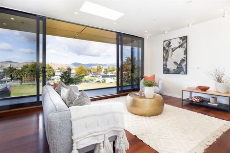 Photo of property in Youell House, 1/1 Hutcheson Street, Mayfield, Blenheim, 7201