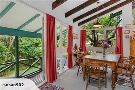 Photo of property in 16 Philson Terrace, Browns Bay, Auckland, 0630