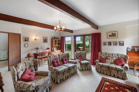 Photo of property in 14 Oakden Drive, Darfield, 7510