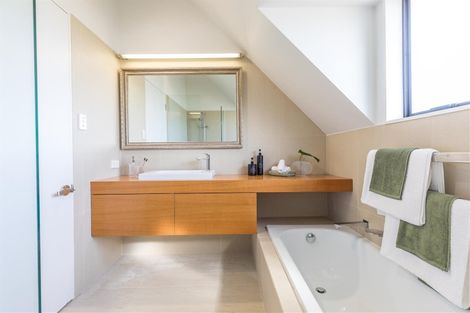 Photo of property in 8 View Road, Campbells Bay, Auckland, 0630