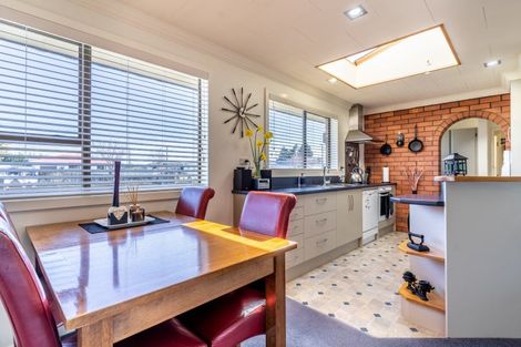 Photo of property in 13 Church Street, Winton, 9720