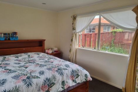 Photo of property in 2/46 Colum Place, Bucklands Beach, Auckland, 2014
