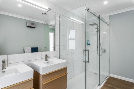 Photo of property in 118 Rosetta Road, Raumati South, Paraparaumu, 5032