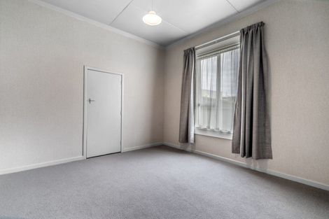 Photo of property in 17 Collingwood Street, Strathern, Invercargill, 9812