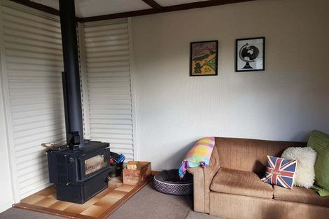 Photo of property in 39 Home Street, Manapouri, 9679