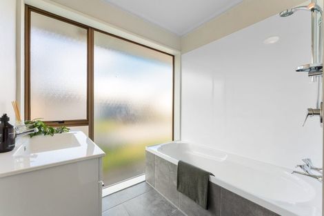 Photo of property in 13 Alexandra Street, Riverhead, 0820