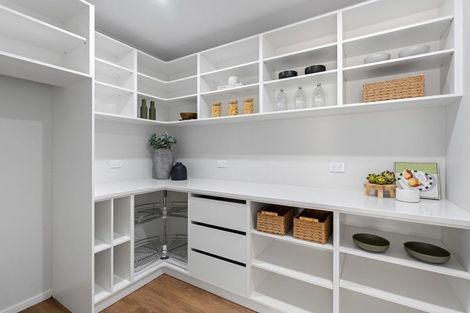 Photo of property in 8 Porokaiwhiri Street, Crofton Downs, Wellington, 6035