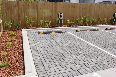 Photo of property in 1 Division Street, Riccarton, Christchurch, 8041