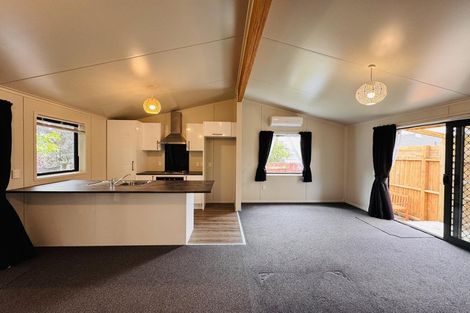 Photo of property in 67 Rhodes Drive, Kelvin Grove, Palmerston North, 4414