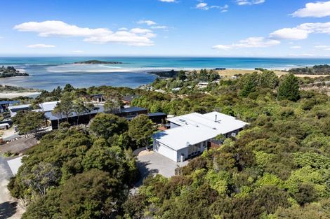 Photo of property in 37 Totara Close, Taieri Mouth, 9091