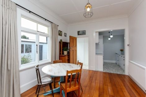 Photo of property in 372a Carrington Street, Upper Vogeltown, New Plymouth, 4310